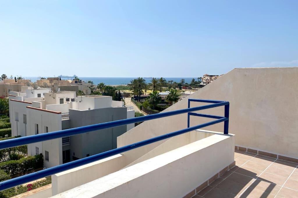 Atico Con Vistas Al Mar En Primera Linea De Playa مْبيرا المظهر الخارجي الصورة